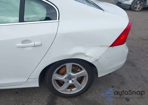 2012 Volvo S60 T5 из США, поврежденный, VIN YV1622FS7C2142955